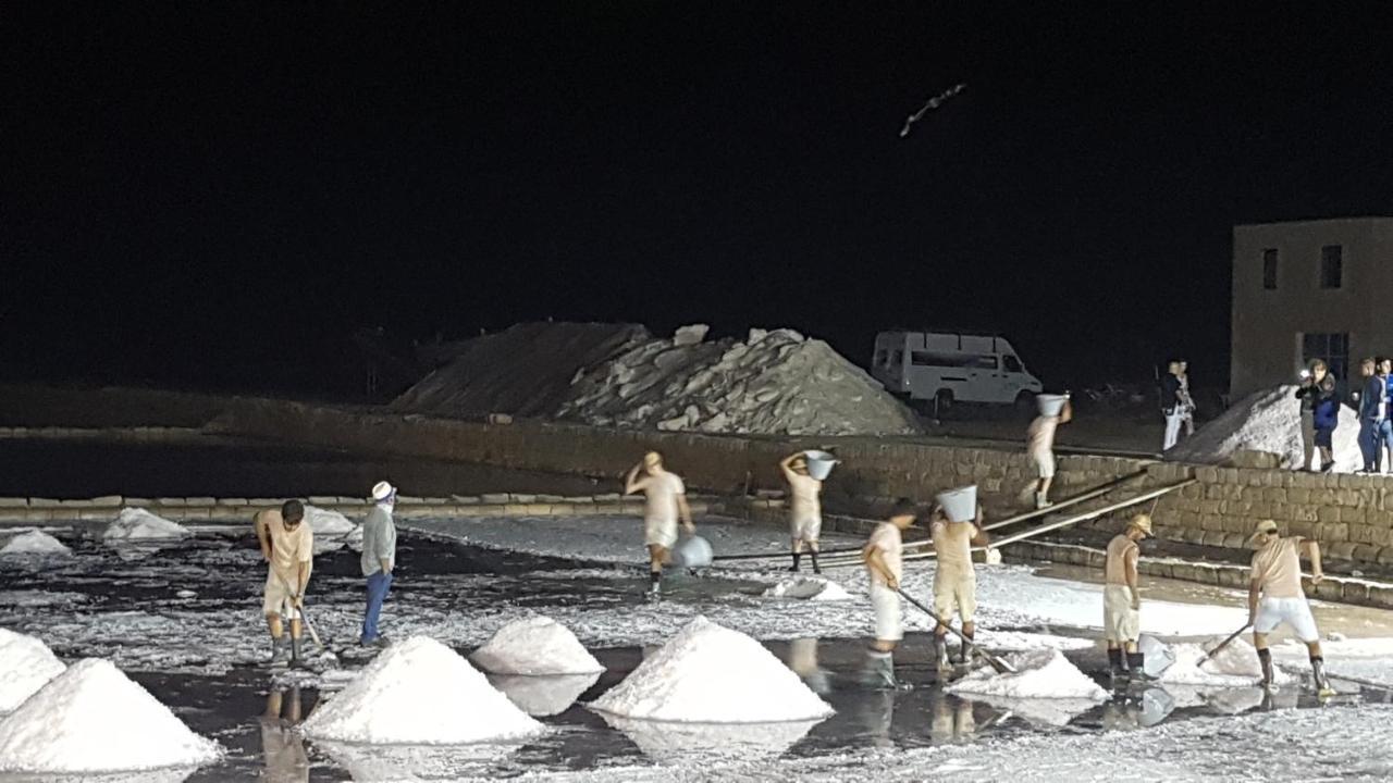 לינה וארוחת בוקר Torre Nubia Sole Mare Sale מראה חיצוני תמונה