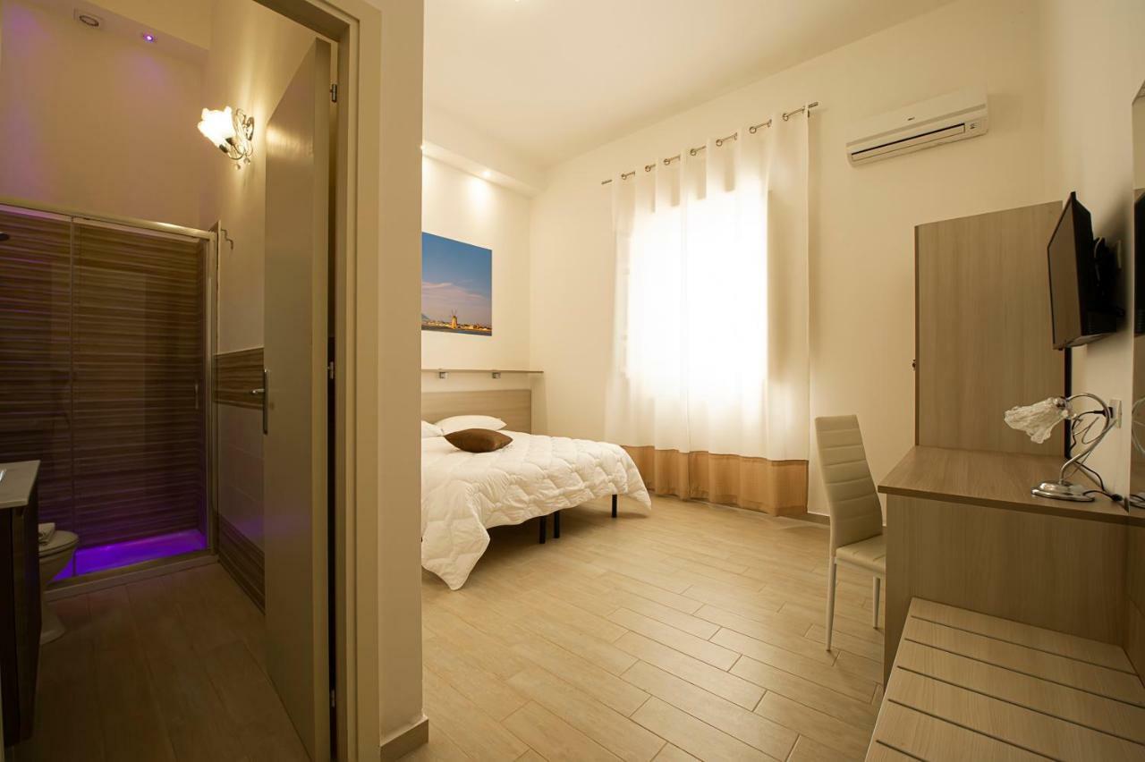 לינה וארוחת בוקר Torre Nubia Sole Mare Sale מראה חיצוני תמונה
