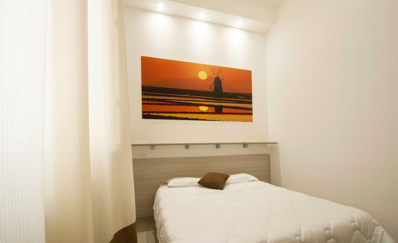 לינה וארוחת בוקר Torre Nubia Sole Mare Sale מראה חיצוני תמונה