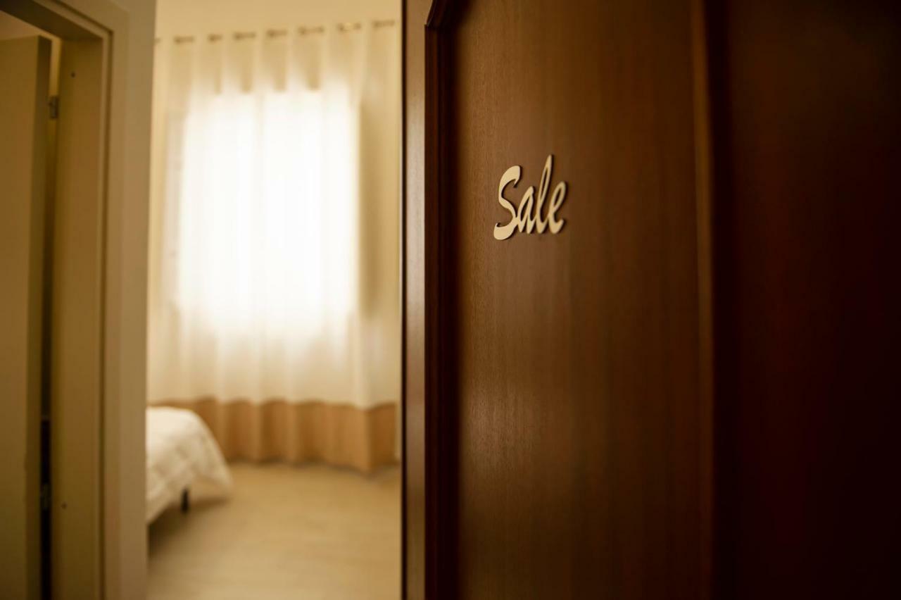 לינה וארוחת בוקר Torre Nubia Sole Mare Sale מראה חיצוני תמונה