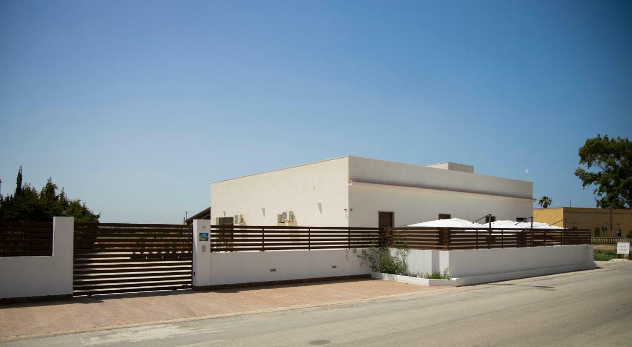 לינה וארוחת בוקר Torre Nubia Sole Mare Sale מראה חיצוני תמונה